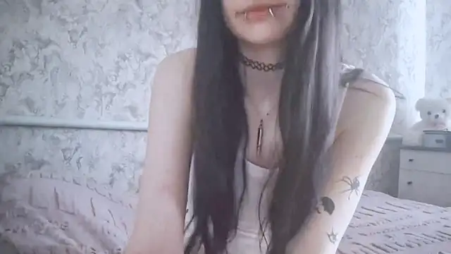 KrissyHiott online show from June 2026 04:06:02 AM