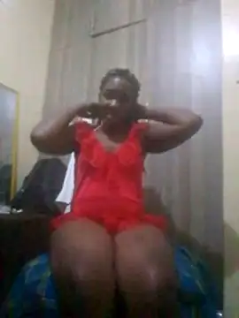 Snapshot of Creamymom4 chatting on July 2026 08:16:02 PM Creamymom4 online show from July 2026 08:16:02 PM