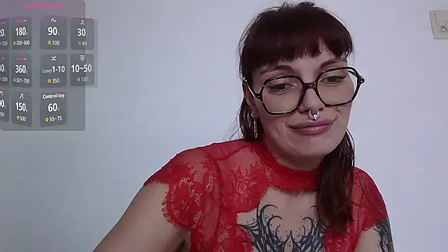 Snapshot of Roxane_Bloodycherry chatting on June 2026 09:12:02 AM Roxane Bloodycherry online show from June 2026 09:12:02 AM