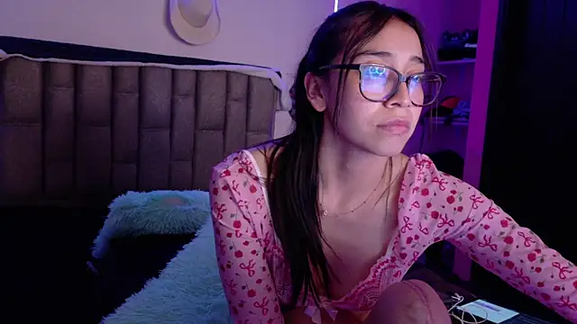 BurbujaXoxo online show from June 2026 01:28:02 AM