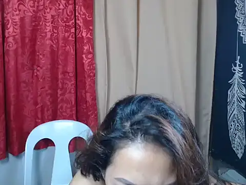 urpretty hotmama online show from July 2026 07:23:02 AM