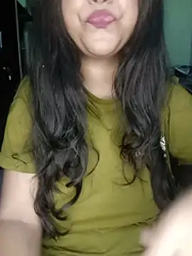 MissRiyaLive online show from July 2026 05:53:02 PM