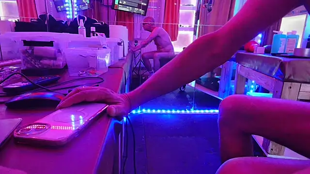 ffistingexpert online show from June 2026 07:47:02 PM