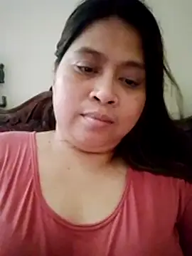 Pinayhotmom26 online show from June 2026 02:49:01 AM