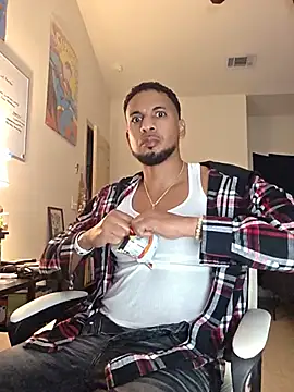 BigBlackMagicStic online show from May 2026 11:50:01 PM