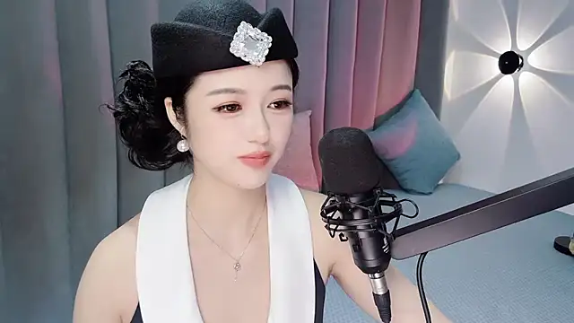 Momo-Wow online show from July 2026 07:23:02 AM