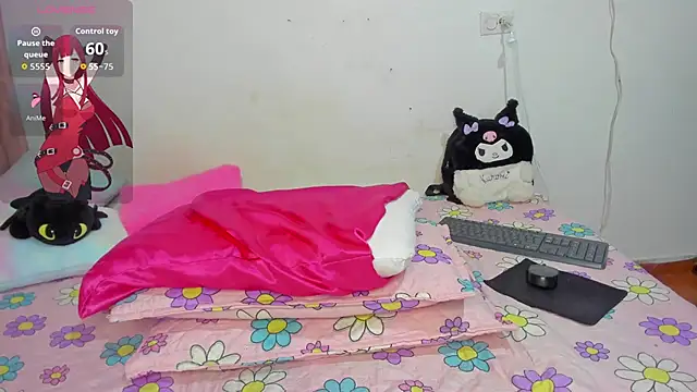 Snapshot of Sakura_moon_ chatting on June 2026 12:35:02 AM Sakura moon online show from June 2026 12:35:02 AM