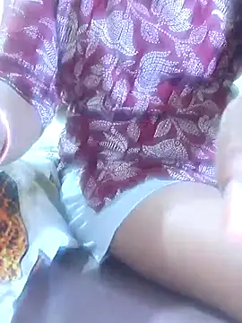 Snapshot of Jaanu_Kannada_Telgu chatting on July 2026 05:30:01 PM Jaanu Kannada Telgu online show from July 2026 05:30:01 PM