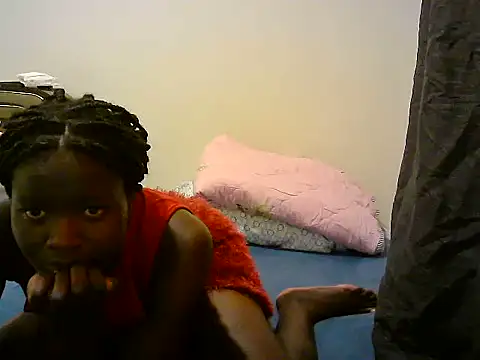 Snapshot of BerryJulie chatting on June 2026 04:24:02 PM BerryJulie online show from June 2026 04:24:02 PM