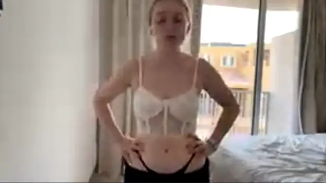 Snapshot of JeanelleLeitheiser chatting on June 2026 12:55:02 PM JeanelleLeitheiser online show from June 2026 12:55:02 PM