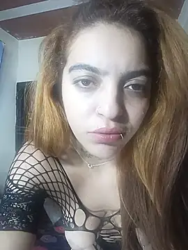 Snapshot of Esmeralda22hot chatting on June 2026 05:17:02 PM Esmeralda22hot online show from June 2026 05:17:02 PM