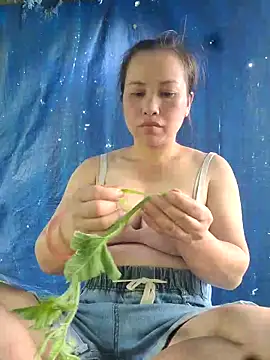 Snapshot of Yai_baby chatting on June 2026 04:03:01 AM Yai baby online show from June 2026 04:03:01 AM
