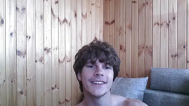 Snapshot of Eric_Crush chatting on July 2026 04:04:02 AM Eric Crush online show from July 2026 04:04:02 AM