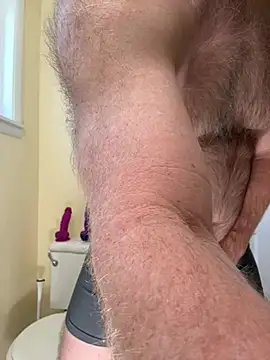 Snapshot of Toy_Gunn chatting on July 2026 08:00:02 PM Toy Gunn online show from July 2026 08:00:02 PM