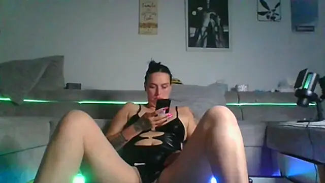 Snapshot of Cassia_Lux_Royal chatting on July 2026 07:45:01 PM Cassia Lux Royal online show from July 2026 07:45:01 PM
