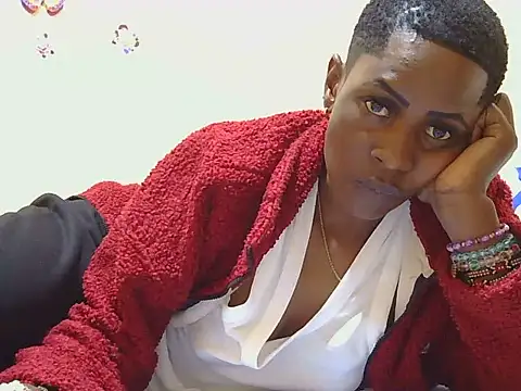 Snapshot of lunah_sexxy chatting on June 2026 05:14:02 PM lunah sexxy online show from June 2026 05:14:02 PM