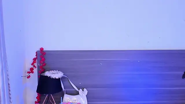 hannySmile online show from July 2026 08:35:01 PM
