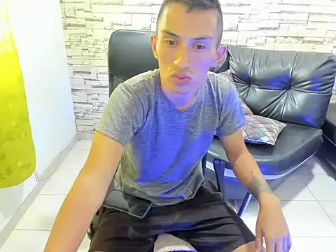 john santos  online show from August 2026 08:52:02 PM
