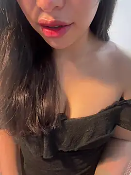 QuynhAnhhh sweet online show from June 2026 02:40:02 AM