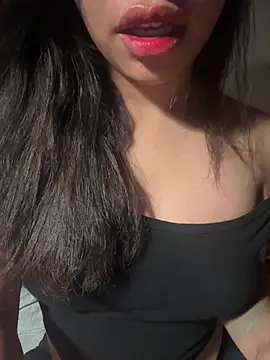 QuynhAnhhh sweet online show from June 2026 10:10:01 PM