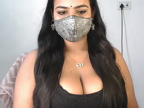 Snapshot of Curvy_Deepa chatting on July 2026 01:58:33 AM Curvy Deepa online show from July 2026 01:58:33 AM