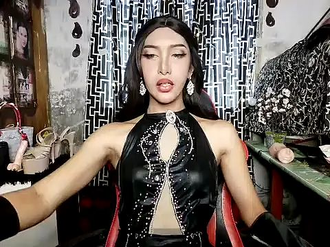 Snapshot of mistress_barbie chatting on July 2026 04:37:02 AM mistress barbie online show from July 2026 04:37:02 AM