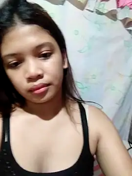 Snapshot of Cutie_Lily02 chatting on June 2026 05:24:01 AM Cutie Lily02 online show from June 2026 05:24:01 AM