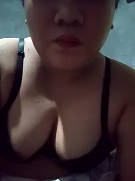 Snapshot of Cutie_Lily02 chatting on July 2026 12:53:01 PM Cutie Lily02 online show from July 2026 12:53:01 PM