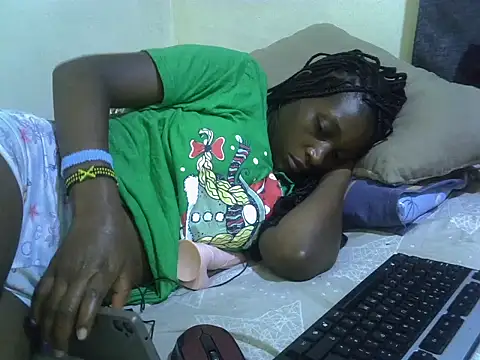 Snapshot of cuddle_lover1 chatting on June 2026 08:04:01 PM cuddle lover1 online show from June 2026 08:04:01 PM
