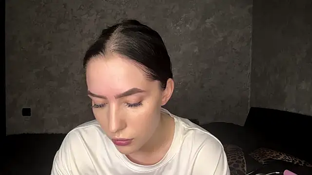 Snapshot of Ailish_Loveee chatting on June 2026 03:21:02 PM Ailish Loveee online show from June 2026 03:21:02 PM