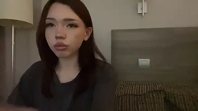 moonlure online show from July 2026 08:35:02 PM