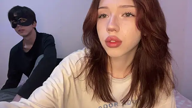 moonlure online show from July 2026 09:44:01 PM