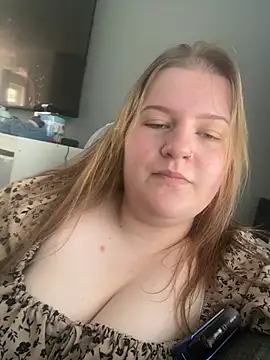 Snapshot of Curvy_Vanilla chatting on June 2026 12:47:02 PM Curvy Vanilla online show from June 2026 12:47:02 PM