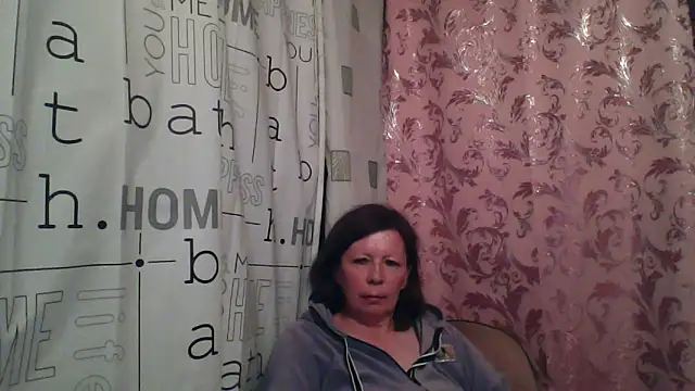 Schastlivaya43 online show from June 2026 07:58:02 PM