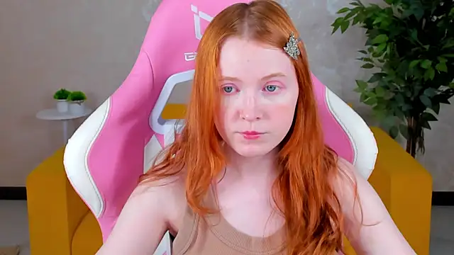 Snapshot of ari-kittyy chatting on June 2026 04:10:01 AM ari-kittyy online show from June 2026 04:10:01 AM