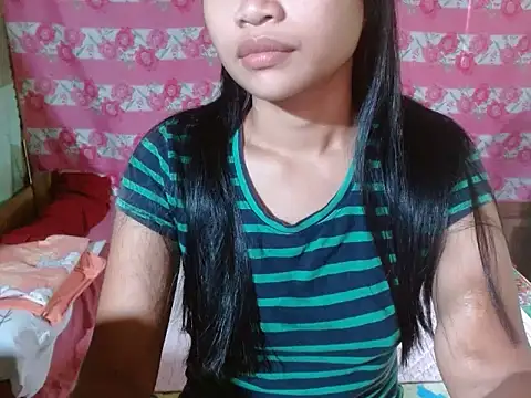 Itsme Foxy Shantale online show from July 2026 12:04:01 AM