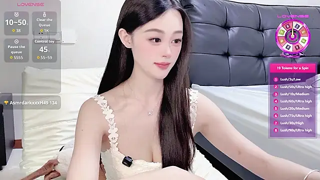 Snapshot of Ellaa999 chatting on June 2026 07:39:01 AM Ellaa999 online show from June 2026 07:39:01 AM