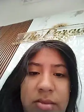Snapshot of Amber_Herrera chatting on July 2026 12:18:02 PM Amber Herrera online show from July 2026 12:18:02 PM