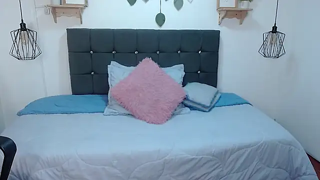 Khalia  online show from July 2026 07:29:01 PM