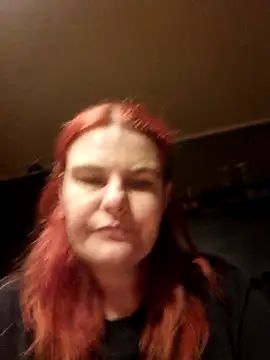 GoldenWifee online show from July 2026 07:18:02 PM