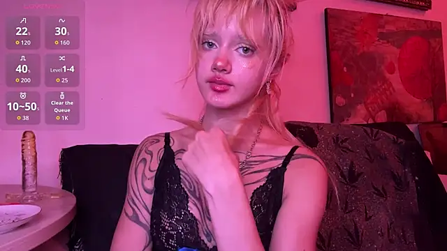 JoanneMcauly online show from July 2026 09:44:02 PM