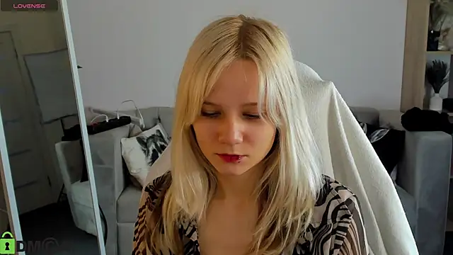 Snapshot of Bunny_Elsy chatting on June 2026 11:09:01 AM Bunny Elsy online show from June 2026 11:09:01 AM