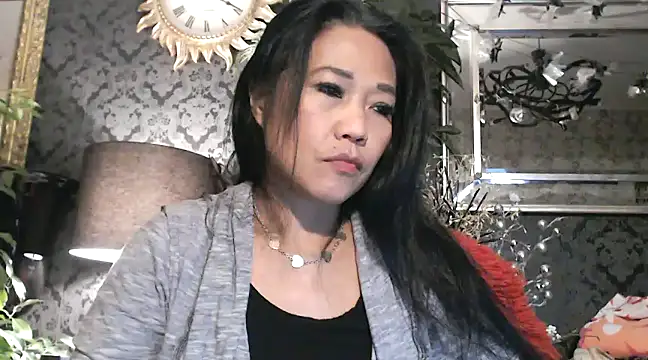 Snapshot of Hornygirltheone chatting on February 2025 12:19:01 AM Hornygirltheone online show from February 2025 12:19:01 AM