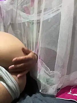 natasaza online show from July 2026 11:48:01 PM