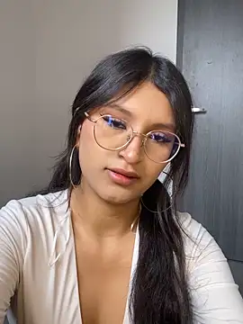 Snapshot of lizyyyy_ chatting on June 2026 08:53:02 PM lizyyyy online show from June 2026 08:53:02 PM