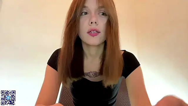 Snapshot of Linecutie chatting on July 2026 05:11:02 PM Linecutie online show from July 2026 05:11:02 PM
