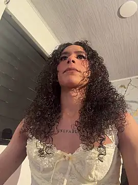 LiaDuquette online show from July 2026 05:33:02 AM