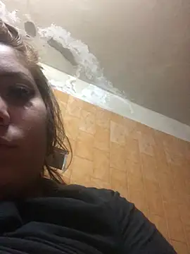 Snapshot of alexaparedes01 chatting on June 2026 05:01:01 AM alexaparedes01 online show from June 2026 05:01:01 AM