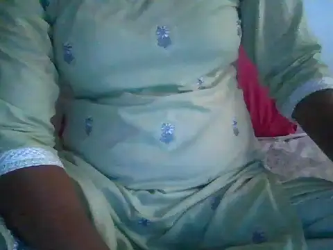 Snapshot of Ishita_01 chatting on June 2026 12:53:02 AM Ishita 01 online show from June 2026 12:53:02 AM