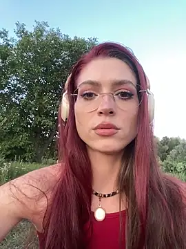 Snapshot of Marseline32 chatting on July 2026 05:45:01 PM Marseline32 online show from July 2026 05:45:01 PM
